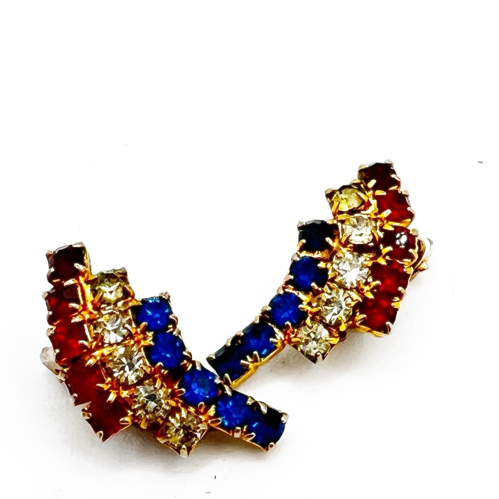Vtg Patriotic Clip On Earrings American Flag Wave Red Whit Blue